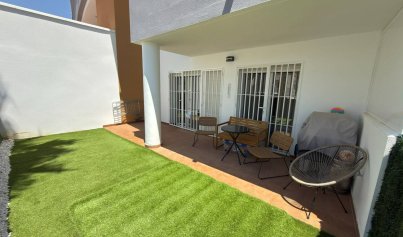 Återförsäljning - Lägenhet -
Villamartín - La Fuente