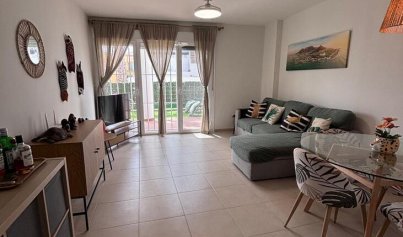 Återförsäljning - Lägenhet -
Villamartín - La Fuente