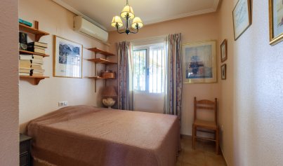 Wiederverkauf - Bungalow -
Villamartín - Villamartin