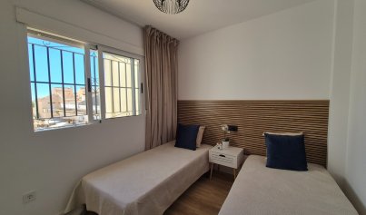 Återförsäljning - Radhus -
Alicante - La Florida