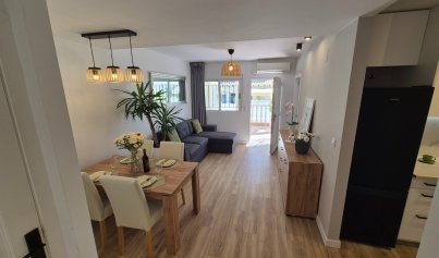 Återförsäljning - Radhus -
Alicante - La Florida