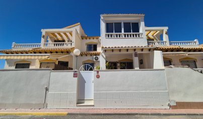 Återförsäljning - Radhus -
Alicante - La Florida