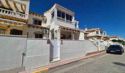Återförsäljning - Radhus -
Alicante - La Florida