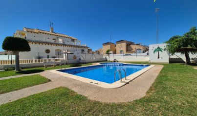 Återförsäljning - Radhus -
Alicante - La Florida