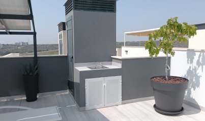 Återförsäljning - Villa -
Lomas de Cabo Roig