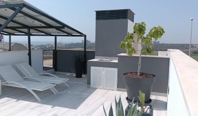 Återförsäljning - Villa -
Lomas de Cabo Roig