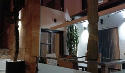 Återförsäljning - Villa -
Lomas de Cabo Roig