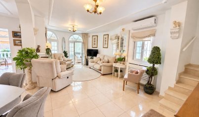 Resale - Villa -
Orihuela Costa - Lomas de Cabo Roig