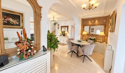 Resale - Villa -
Orihuela Costa - Lomas de Cabo Roig
