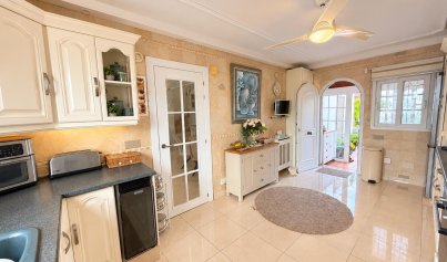 Resale - Villa -
Orihuela Costa - Lomas de Cabo Roig