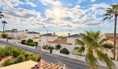 Resale - Villa -
Orihuela Costa - Lomas de Cabo Roig
