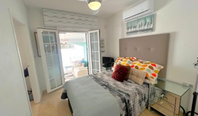 Resale - Villa -
Orihuela Costa - Villamartin
