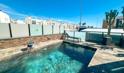 Återförsäljning - Villa -
Lomas de Cabo Roig
