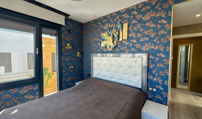 Återförsäljning - Villa -
Lomas de Cabo Roig