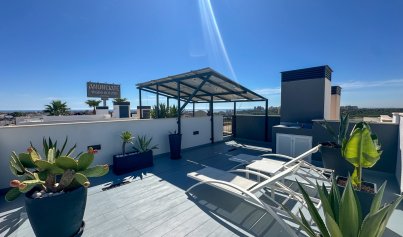 Återförsäljning - Villa -
Lomas de Cabo Roig