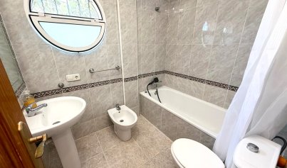 Resale - Villa -
Orihuela Costa - Villamartín-Las Filipinas