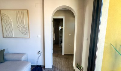 Resale - Bungalow -
Orihuela Costa - Los Altos