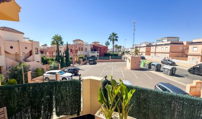 Resale - Bungalow -
Orihuela Costa - Los Altos