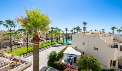Återförsäljning - Takvåning -
Playa Flamenca