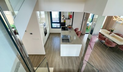 Resale - Villa -
Torrevieja - Nueva Torrevieja - Aguas Nuevas