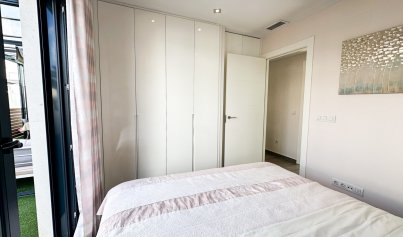 Resale - Villa -
Torrevieja - Nueva Torrevieja - Aguas Nuevas