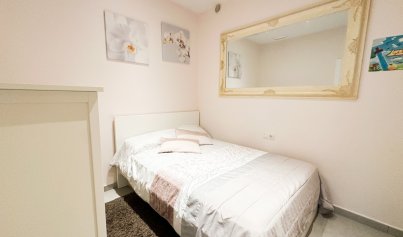 Resale - Villa -
Torrevieja - Nueva Torrevieja - Aguas Nuevas