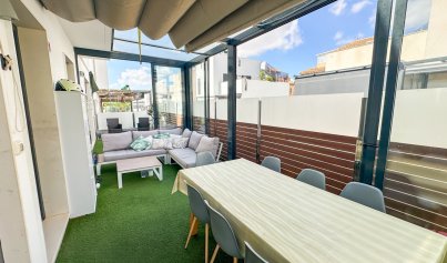 Resale - Villa -
Torrevieja - Nueva Torrevieja - Aguas Nuevas
