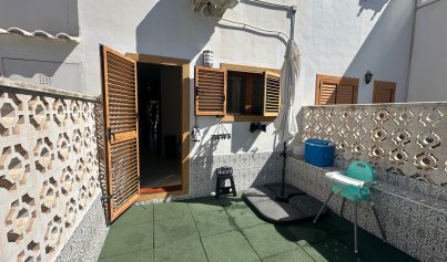 Wiederverkauf - Stadthaus -
La Mata