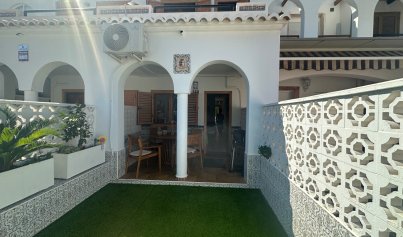 Wiederverkauf - Stadthaus -
La Mata