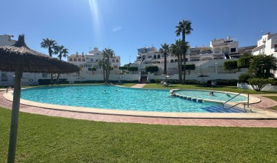 Wiederverkauf - Stadthaus -
La Mata