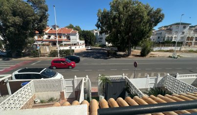 Wiederverkauf - Stadthaus -
La Mata