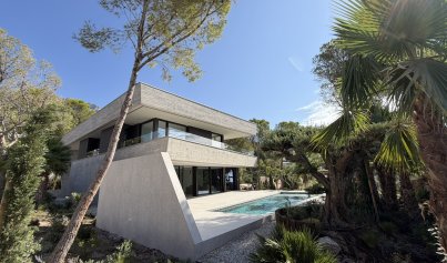 Neue Gebäude - Villa -
Altea