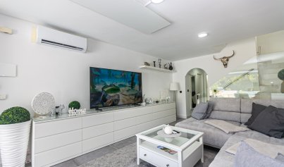 Resale - Quad House -
Mil Palmeras - Riomar
