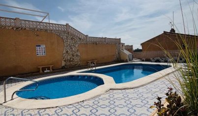 Återförsäljning - Lägenhet -
Orihuela Costa - Villamartin