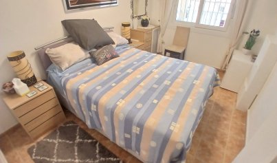 Resale - Villa -
Villamartín - Costa Blanca
