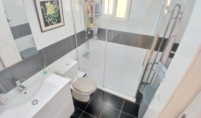 Resale - Villa -
Villamartín - Costa Blanca