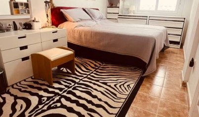 Resale - Villa -
Villamartín - Costa Blanca
