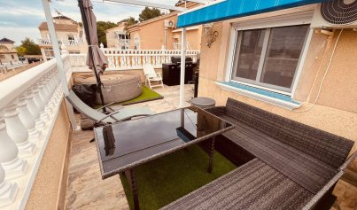Resale - Villa -
Villamartín - Costa Blanca