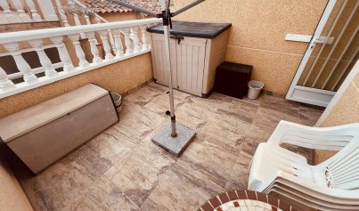 Resale - Villa -
Villamartín - Costa Blanca