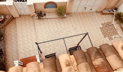 Resale - Villa -
Villamartín - Costa Blanca