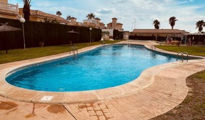 Resale - Villa -
Villamartín - Costa Blanca