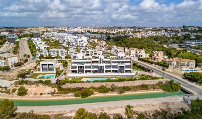 Revente - Appartement -
Villamartin - Costa Blanca