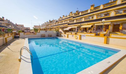 Wiederverkauf - Stadthaus -
Playa Flamenca