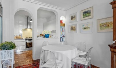Resale - Villa -
Villamartin - Costa Blanca