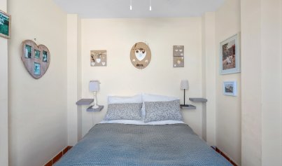 Resale - Villa -
Villamartin - Costa Blanca