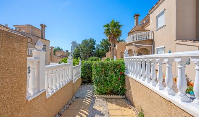 Resale - Villa -
Villamartin - Costa Blanca