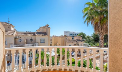 Resale - Villa -
Villamartin - Costa Blanca