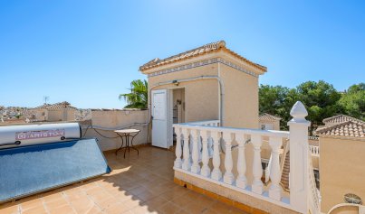 Resale - Villa -
Villamartin - Costa Blanca