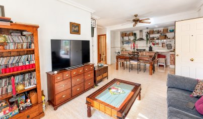 Resale - Semi - Detached Villa -
Alicante - La Florida