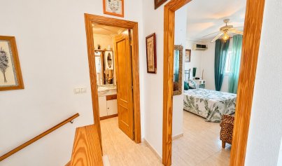 Resale - Semi - Detached Villa -
Alicante - La Florida